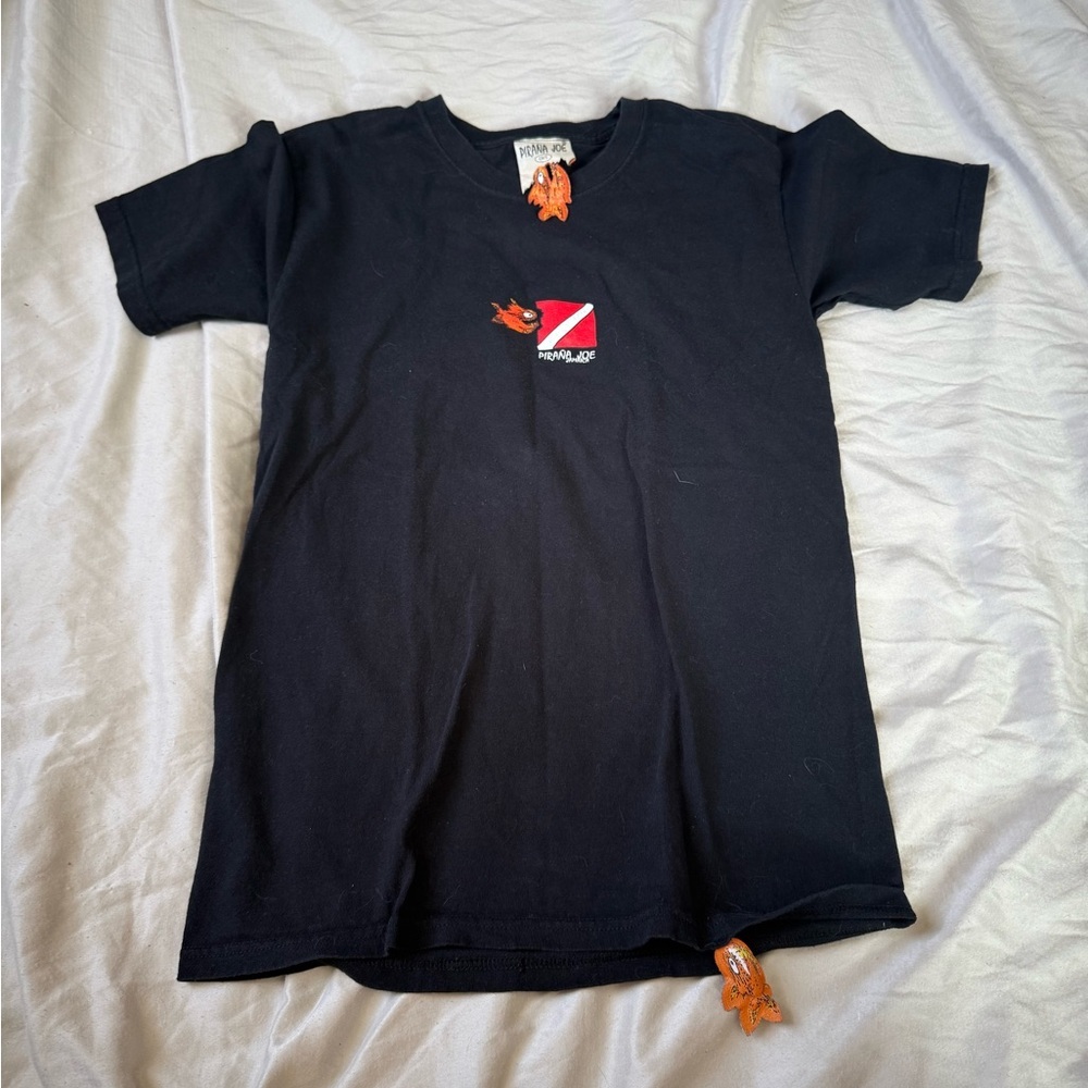 Vintage Piranha Joe Jamaica Black T-Shirt Orange Fish Tag & 3D Patch Size Small
